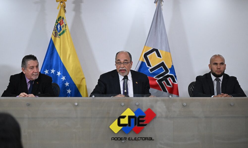 - simon calzadilla CNE