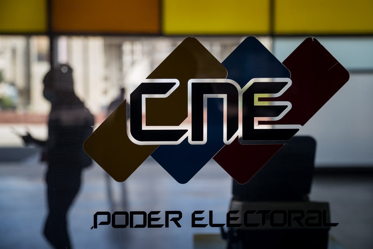 - CNE consejo nacional electoral