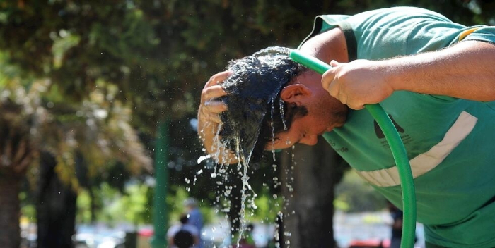 - ola de calor mundo fotor 2023071995919