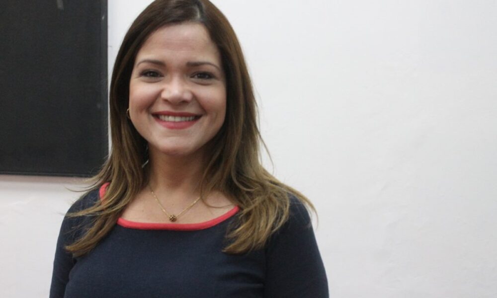 - Dheliz Adriana Alvarez Marquez