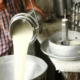 - Solo procesan 10 de leche en el pais por falta de combustible