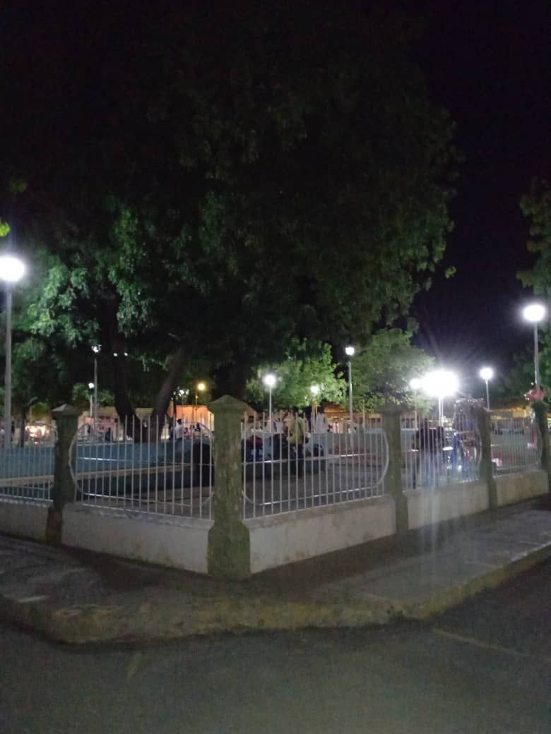 - photo1696349231