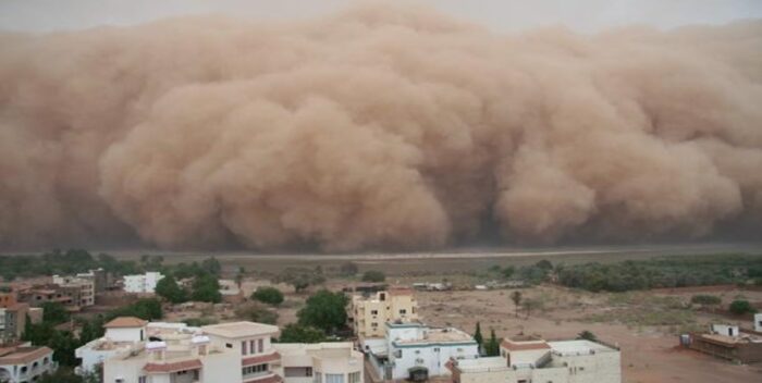 - Aumenta la frecuencia de tormentas de arena y polvo en el mundo 700x352 1