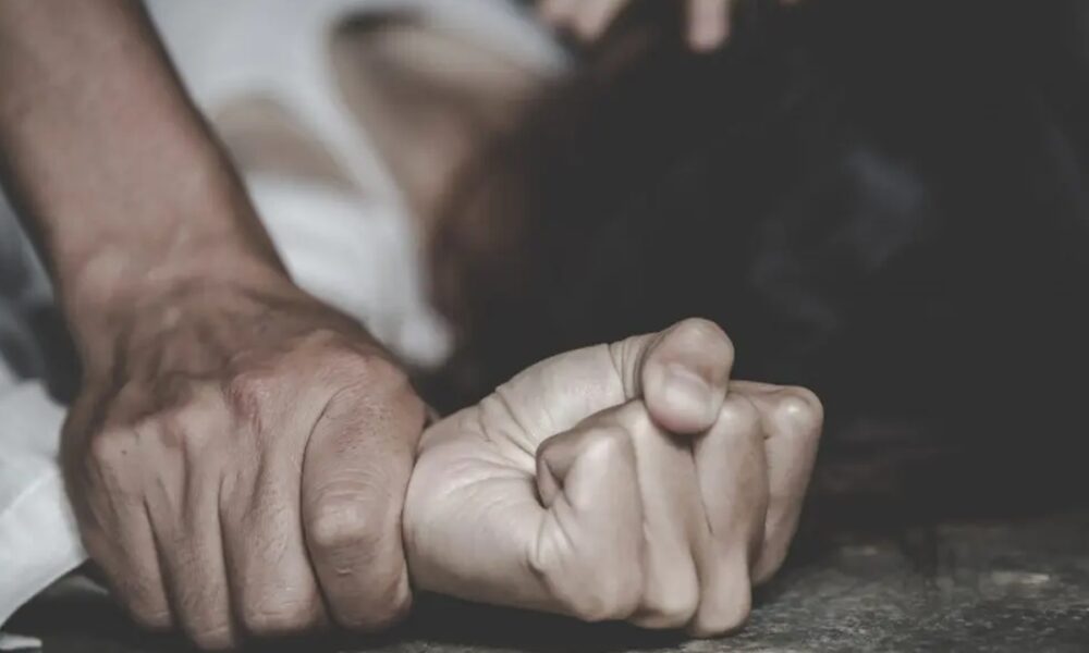 - abuso violacion