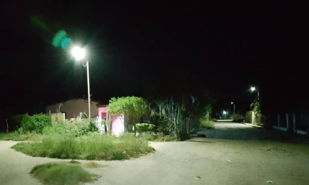 - photo1701184935