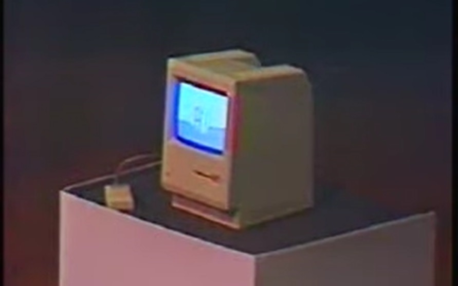 - EuropaPress 5710316 captura macintosh 128k evento presentacion 1983