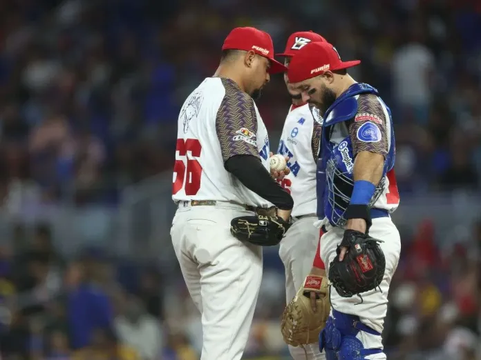 - Tiburones 1