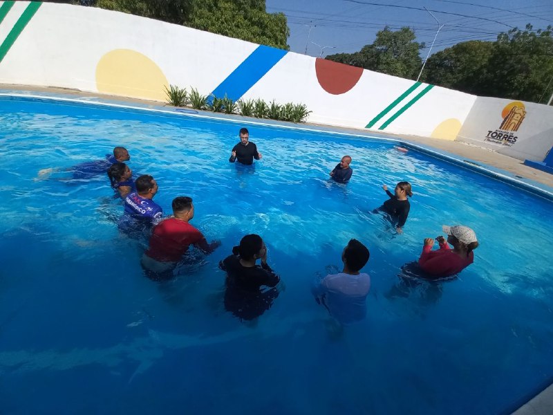 - photo1708452004