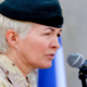 - CANADA MUJER EJERCITO