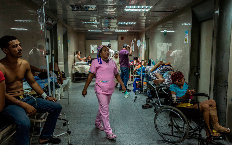 - capacidad de hospitales